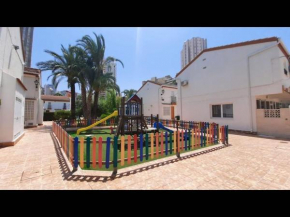 Two Bedroom Townhouse Bungalow In A Secure Complex In Benidorm Free Wifi
